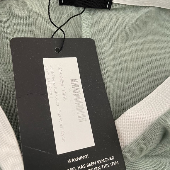 Pretty Little Thing High Waist Cotton Shorts - Picture 2 of 3